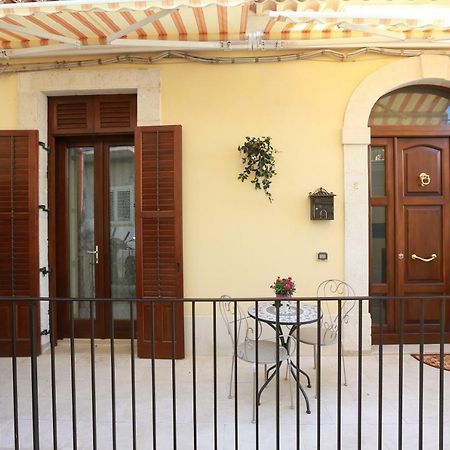 Casa Vacanza Il Dromone Поццалло Экстерьер фото